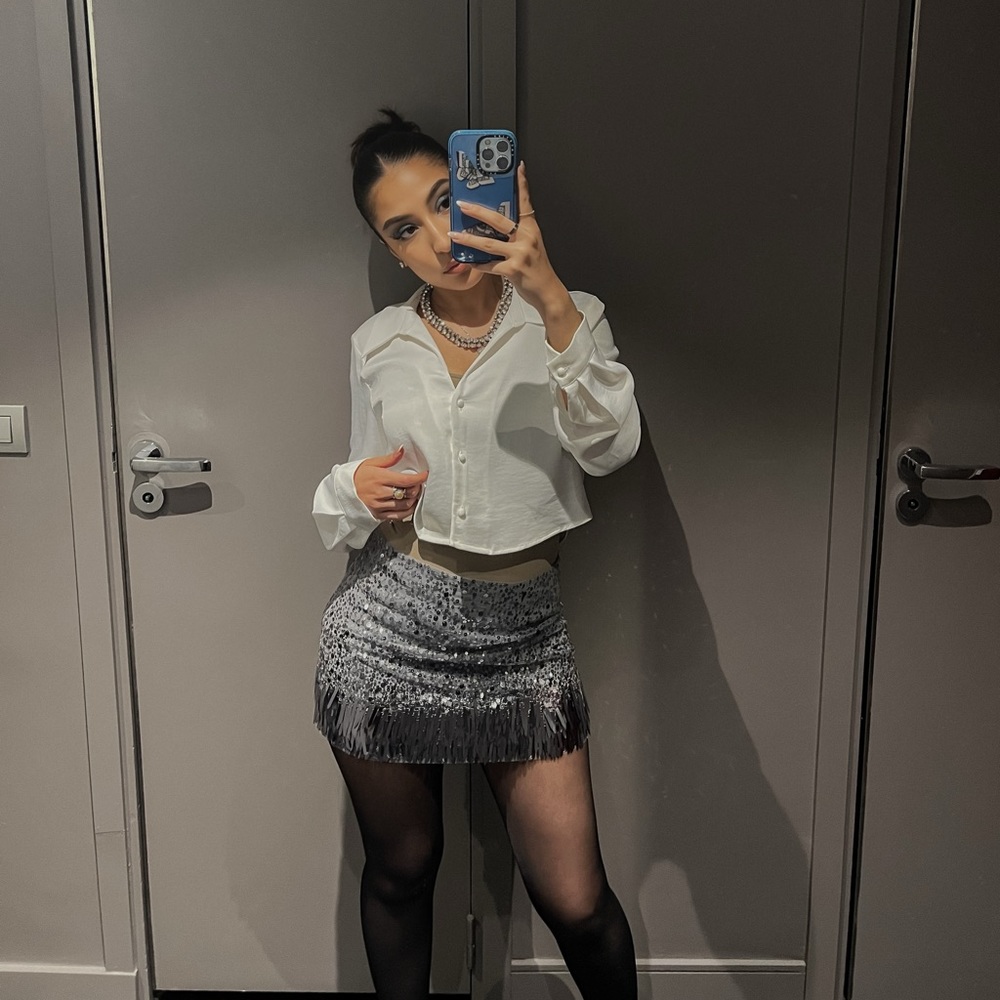 Meet your Posher, Dayana